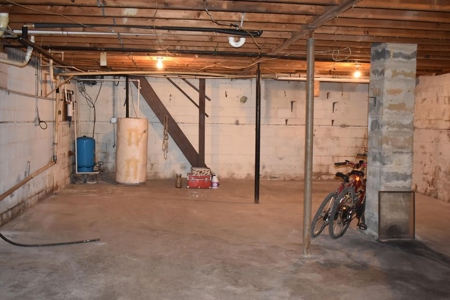 Home in Bean Station, Tennessee near Cherokee Lake - image 21