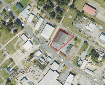 Versatile 14, 875 SF Commercial Property in Washington, NC - image 1