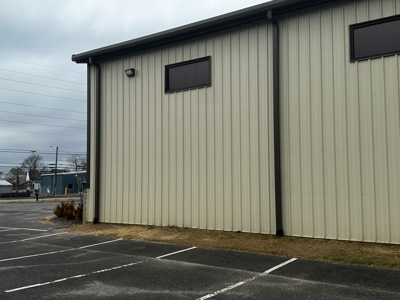 Versatile 14, 875 SF Commercial Property in Washington, NC - image 4