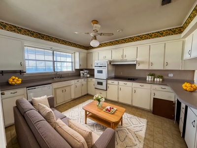 Country Home Located in Rocky Branch Texas - image 9