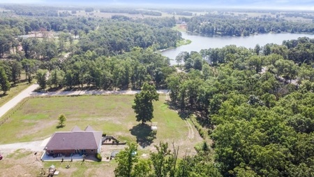 Arrowhead Lake Home for Sale in West Plains, Howell County, MO - image 4