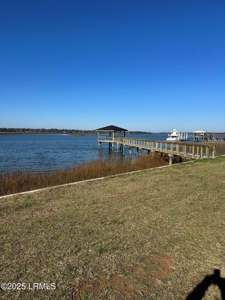 Large home overlooking the Beaufort River - image 5