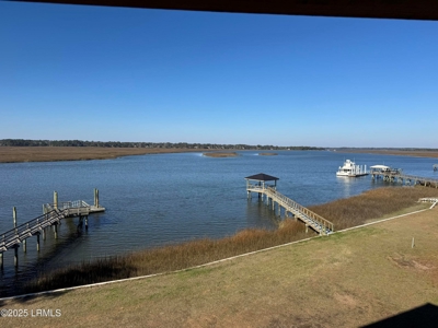 Large home overlooking the Beaufort River - image 4