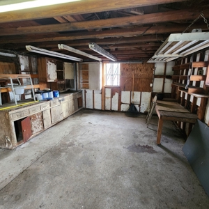 3 bedroom 1 bath brick home for sale in Franklin, Ky - image 4