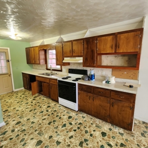3 bedroom 1 bath brick home for sale in Franklin, Ky - image 11
