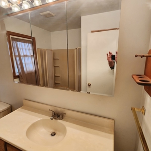 3 bedroom 1 bath brick home for sale in Franklin, Ky - image 7