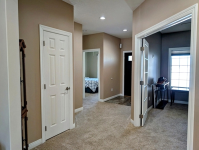 Stunning  4 Bedroom 3 Bath Home In Lexington Nebraska - image 30
