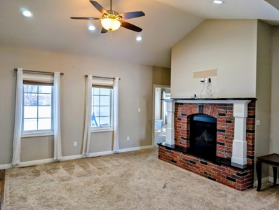 Stunning  4 Bedroom 3 Bath Home In Lexington Nebraska - image 12