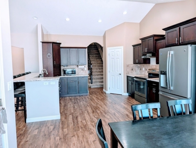 Stunning  4 Bedroom 3 Bath Home In Lexington Nebraska - image 5