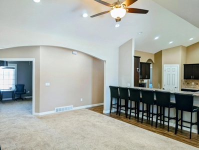 Stunning  4 Bedroom 3 Bath Home In Lexington Nebraska - image 9