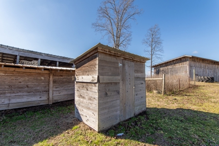 SALE PENDING! Self Sustainable Hunting Southern Tn Home Farm For Sale - image 23