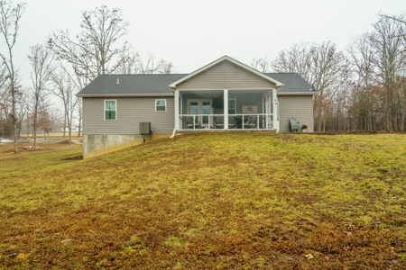 Country Home for Sale in Salem, Missouri - image 22