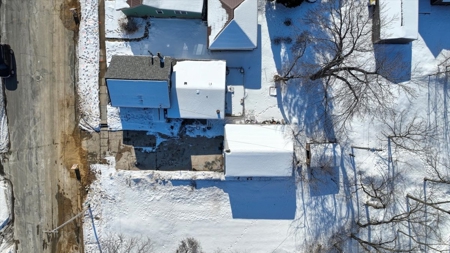 Traditional 2 Story 4-Bedroom Home in Hillsboro, Wisconsin - image 8