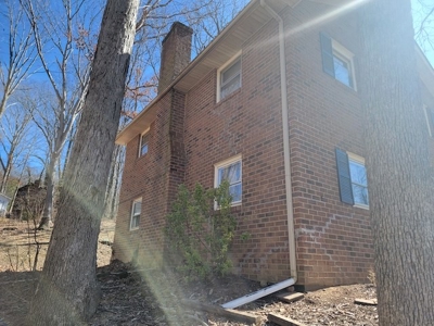 **PENDING**  Home for Sale in the Town of Christiansburg VA - image 7