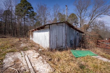 Farmhouse and 82 Acres in the Oregon County Ozarks - image 27