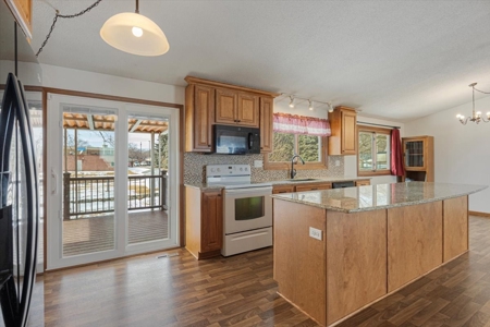 Missouri Valley Home With Amazing Views! - image 6