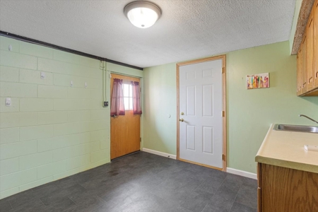 Missouri Valley Home With Amazing Views! - image 20