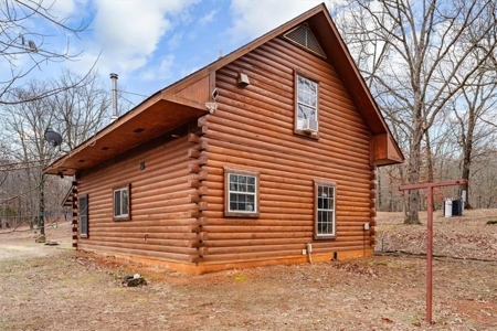 LOG Cabin Country Home on 133.50 Wildlife Acres For Sale - image 31
