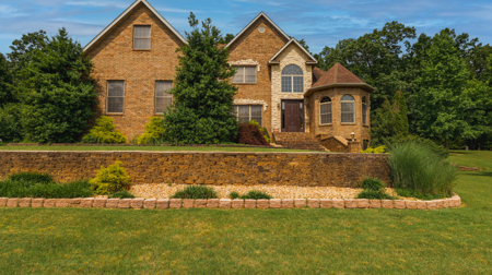 Luxury Home in the Prestigious Country Club Community - image 45
