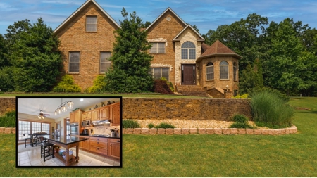 Luxury Home in the Prestigious Country Club Community - image 48