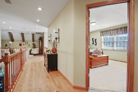 Luxury Home in the Prestigious Country Club Community - image 22