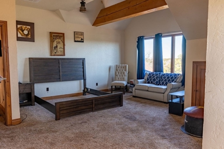 Hinton Hunting Ranch - image 11