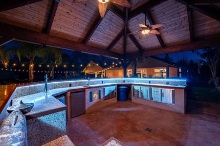 Country Elegance Meets Modern Luxury - image 39