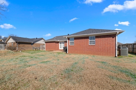 Updated 3 Bedroom Home For Sale in Searcy, Arkansas - image 26