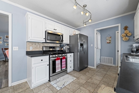 Updated 3 Bedroom Home For Sale in Searcy, Arkansas - image 3