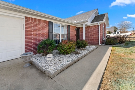 Updated 3 Bedroom Home For Sale in Searcy, Arkansas - image 32