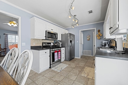 Updated 3 Bedroom Home For Sale in Searcy, Arkansas - image 6