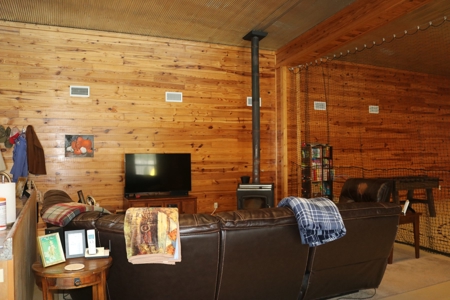 Mini Farm and Homestead in Clinton Arkansas - image 25