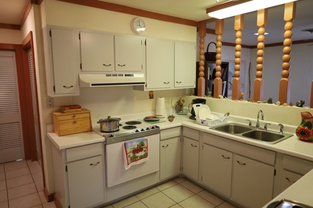 301 E Kerr Home For Sale Sanderson, Tx Terrell County - image 26