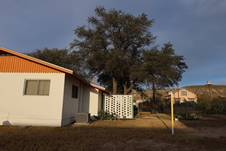 301 E Kerr Home For Sale Sanderson, Tx Terrell County - image 16