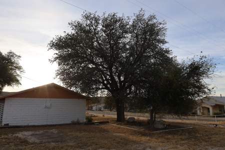 301 E Kerr Home For Sale Sanderson, Tx Terrell County - image 21