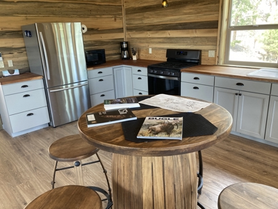 Charming Off-Grid One-Bedroom Cabin Near Chama NM - image 25