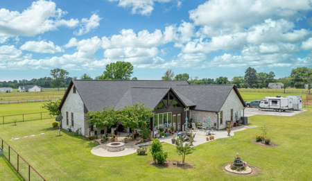 Avery Texas Horse Ranch For Sale - image 30