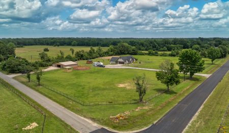 Avery Texas Horse Ranch For Sale - image 35