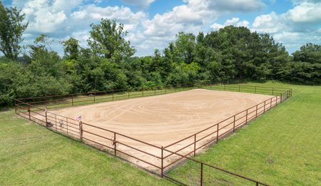 Avery Texas Horse Ranch For Sale - image 33