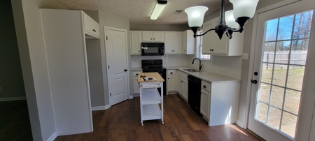 Home for Sale in Milan, TN - Move-in Ready w/ Large Backyard - image 18