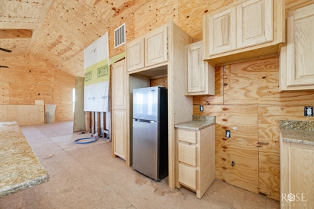 300 Acres in Ozona TX with Home For Sale - image 48