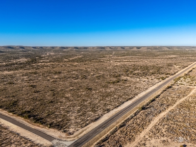 300 Acres in Ozona TX with Home For Sale - image 3