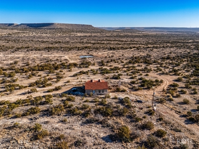 300 Acres in Ozona TX with Home For Sale - image 32