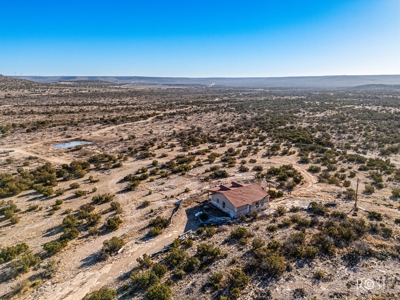 300 Acres in Ozona TX with Home For Sale - image 33