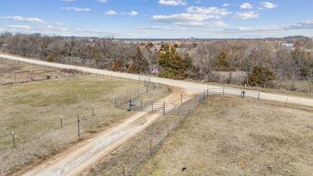 Ranch For Sale in Oklahoma - image 38