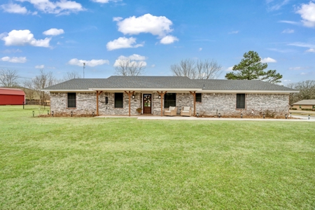 Updated Home For Sale Powderly TX - image 21