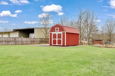 Updated Home For Sale Powderly TX - image 18