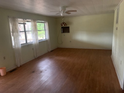 Country Home & Acreage With 30,000 Sq Ft Of Bldgs - image 39