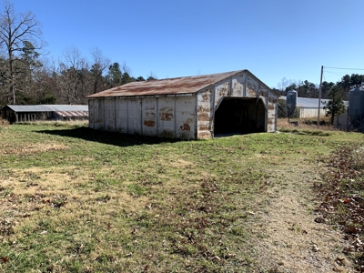 Country Home & Acreage----30,000 Sq Ft Of Bldgs - image 7