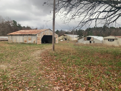 Country Home & Acreage With 30,000 Sq Ft Of Bldgs - image 36